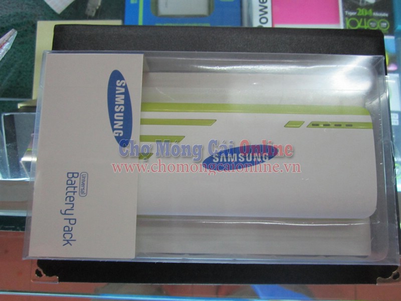 Pin-sac-du-phong-Samsung-ke-20000mah-4