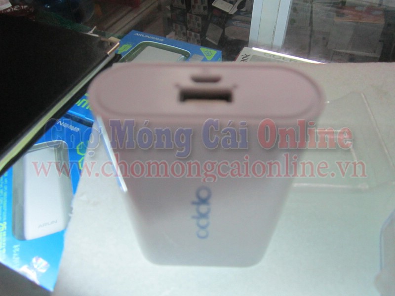 Pin-sac-du-phong-da-nang-Oppo-10000mah-4